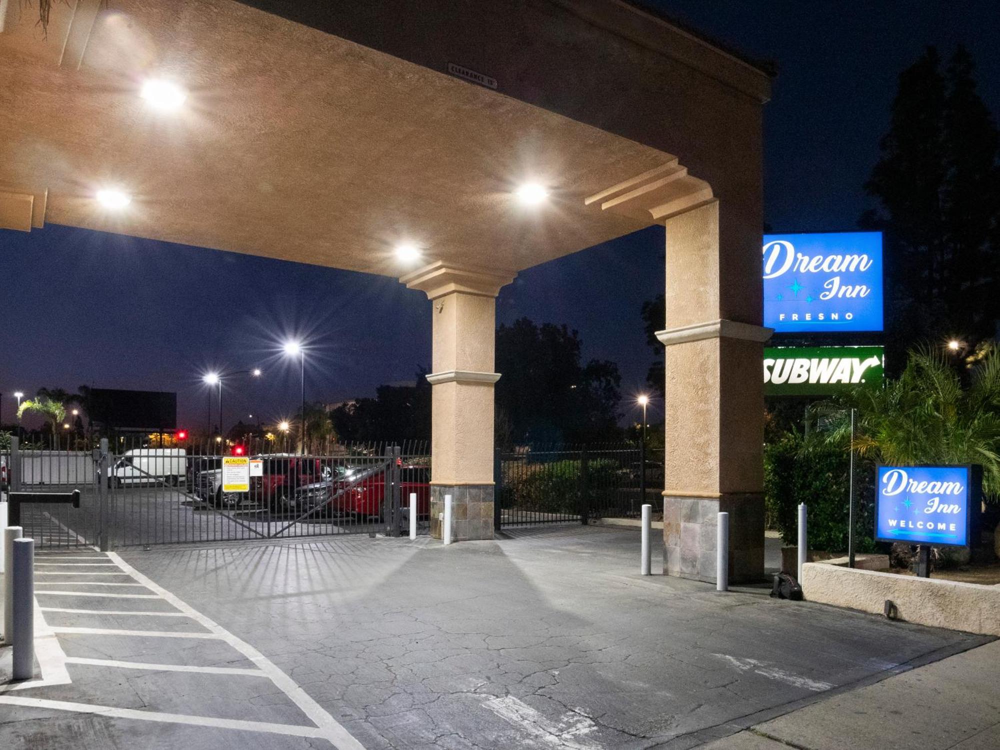 Dream Inn Fresno Exterior foto